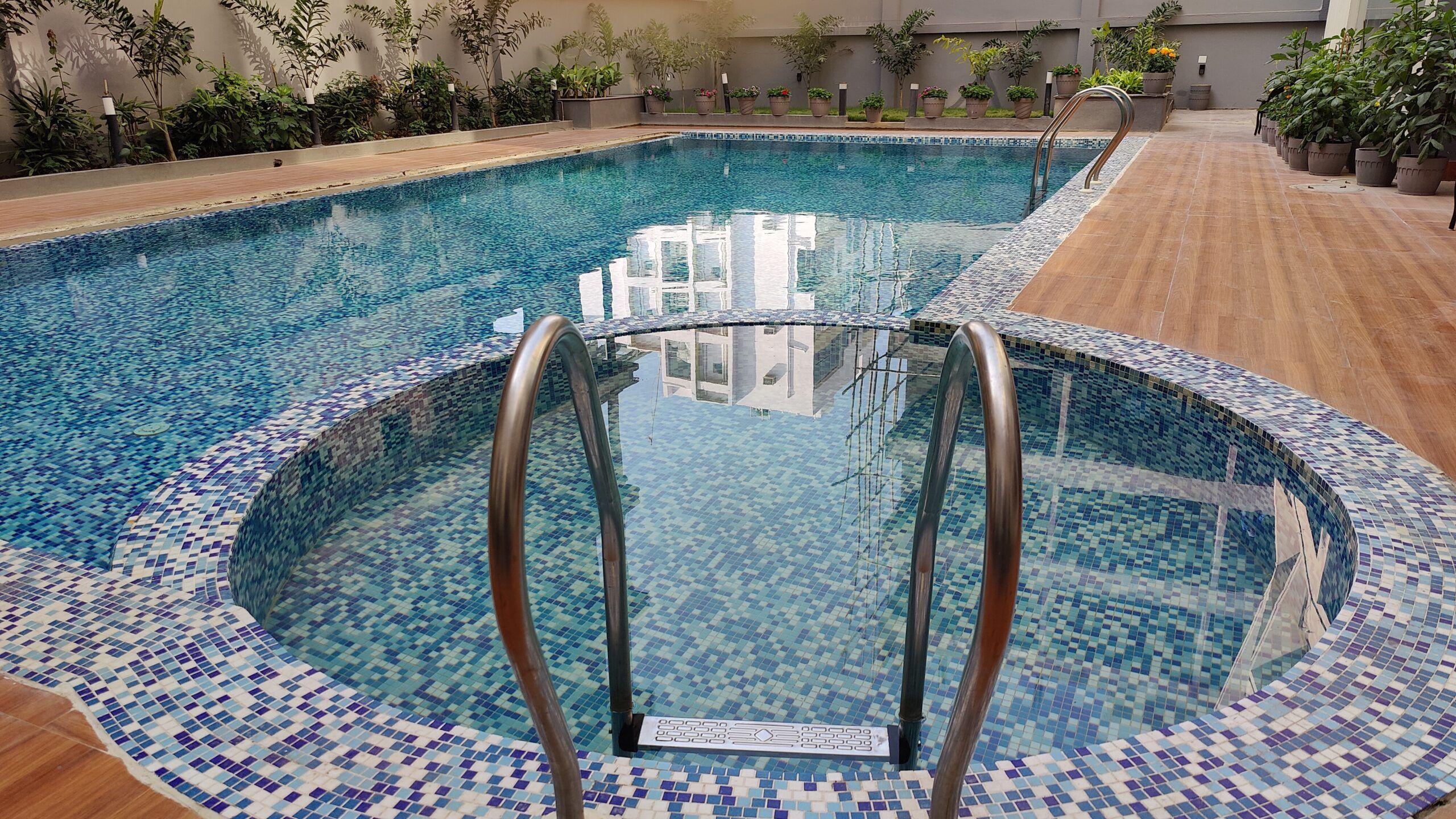 hotel ridley international swimming pool